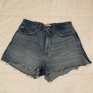 Abercrombie Curve Love High Rise Mom Shorts